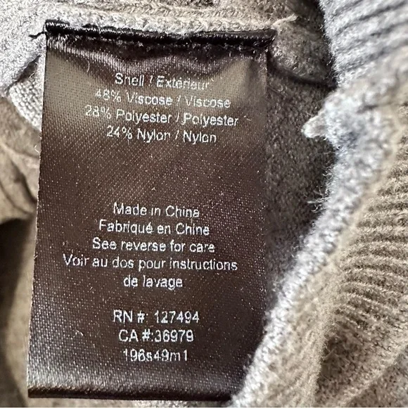 Heartloom- Asher Cable Knit Crew Neck Sweater (Size: Medium) - Picture 6 of 7